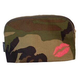 BLOOMINGDALES Camouflage Pink Lipstick Zippered Cosmetic Bag 9.5 x 5.5 x 3 in